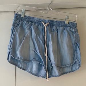 Bella Dahl elastic waist denim shorts